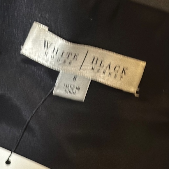White House Black Market Strapless Black Dress with belt. Size 6 - Picture 4 of 4